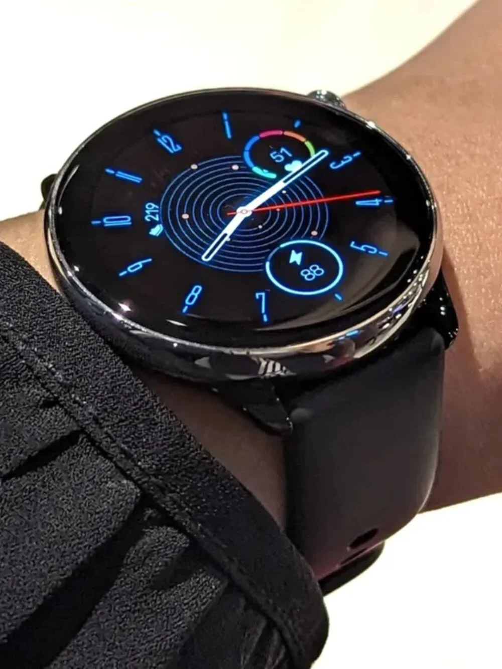 Amazfit GTR Mini Midnight Black - Best Apple Watch Alternative